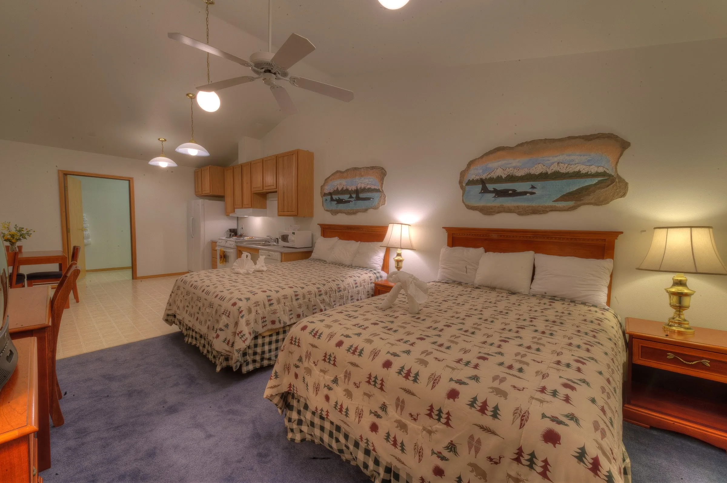 Frontier Suites Hotel in Juneau gallery image