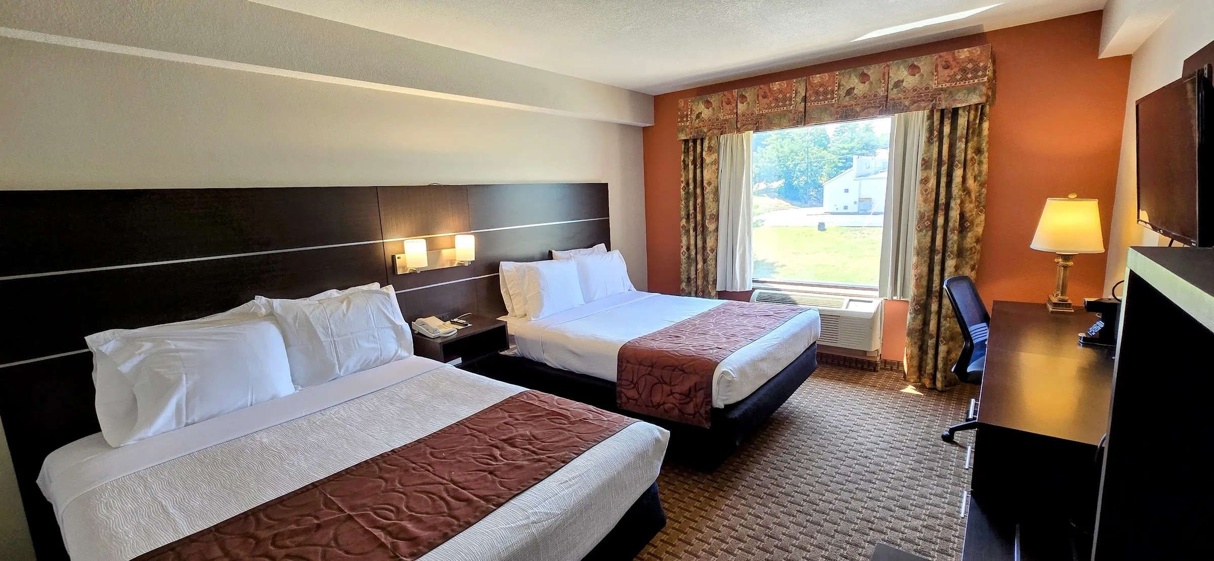 Grand Plaza Hotel & Conference Center gallery image