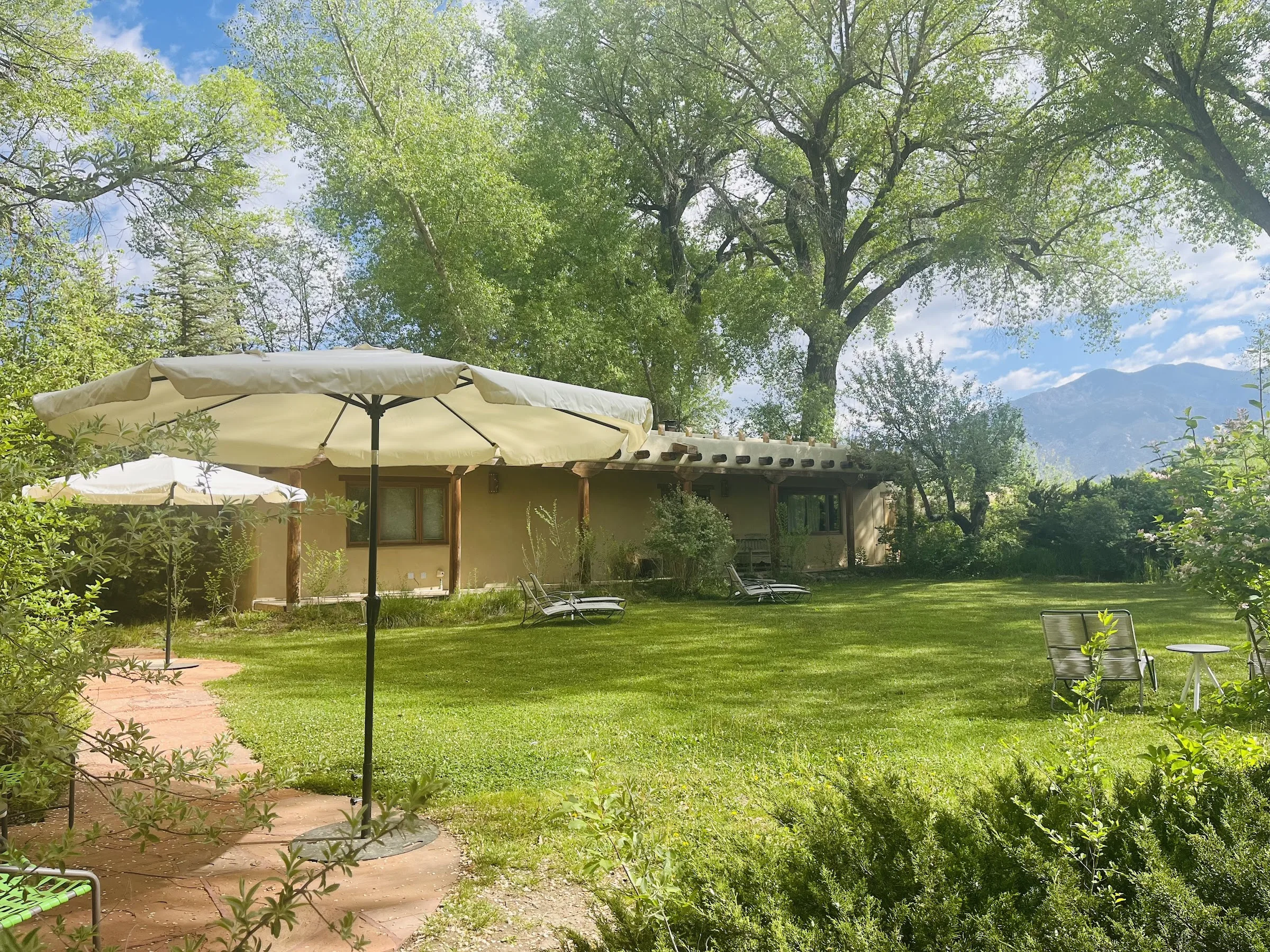 Hacienda del Sol gallery image