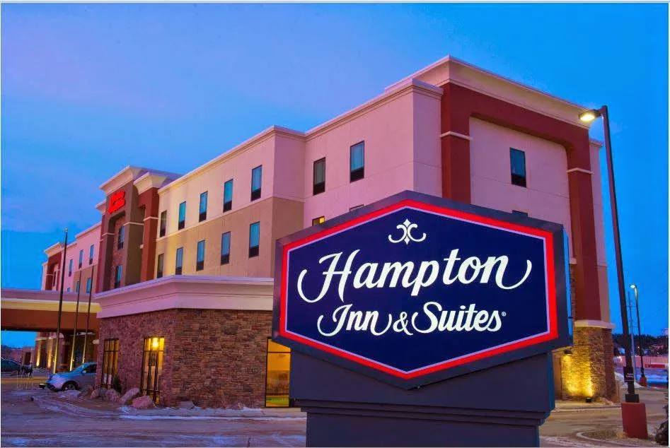 Hampton Inn and Suites Bismarck Northwest primary photo