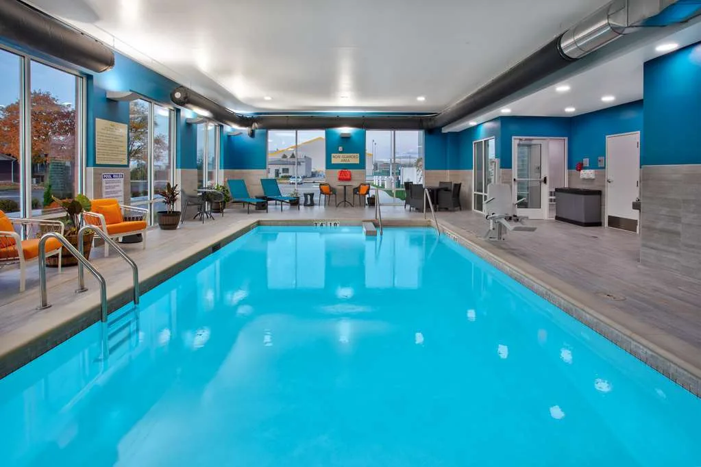 Hampton Inn by Hilton Green Bay Stadium gallery image