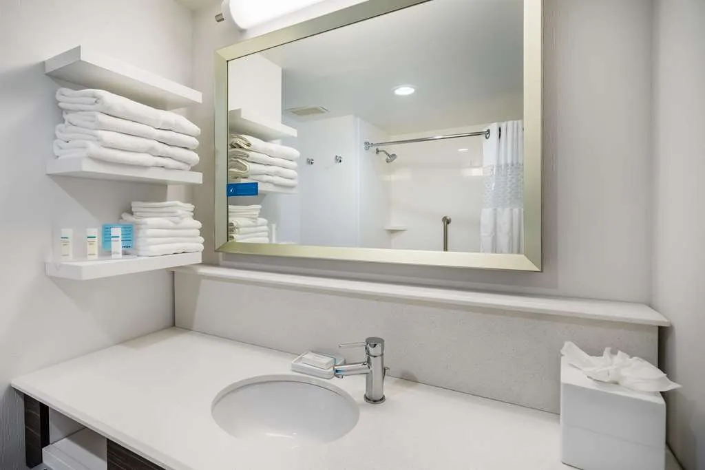 Hampton Inn Dover gallery image