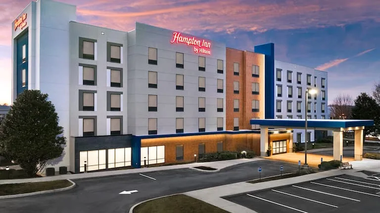 Hampton Inn Knoxville-West At Cedar Bluff primary photo