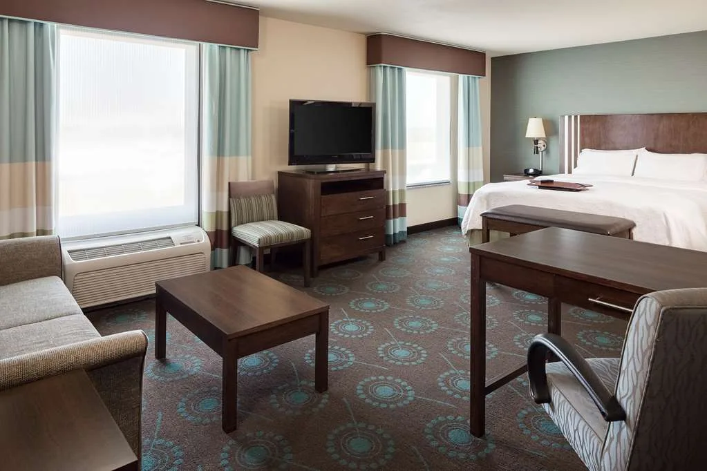 Hampton Inn & Suites Lincoln - Northeast I-80 gallery image