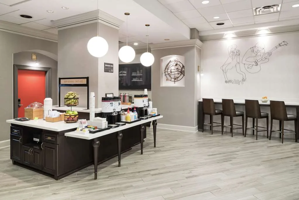 Hampton Inn & Suites Memphis-Beale Street gallery image