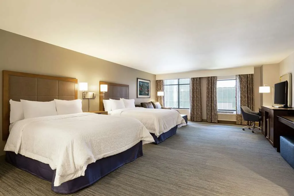 Hampton Inn & Suites Nashville-Downtown gallery image
