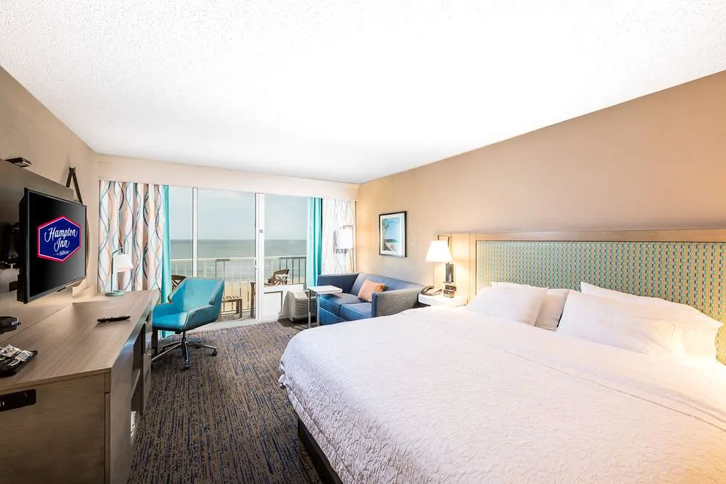 Hampton Inn Virginia Beach-Oceanfront North gallery image