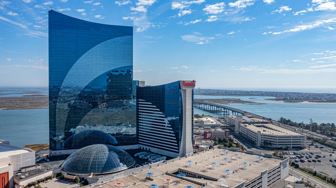 Harrah's Resort Atlantic City - A Caesars Rewards Destination primary photo