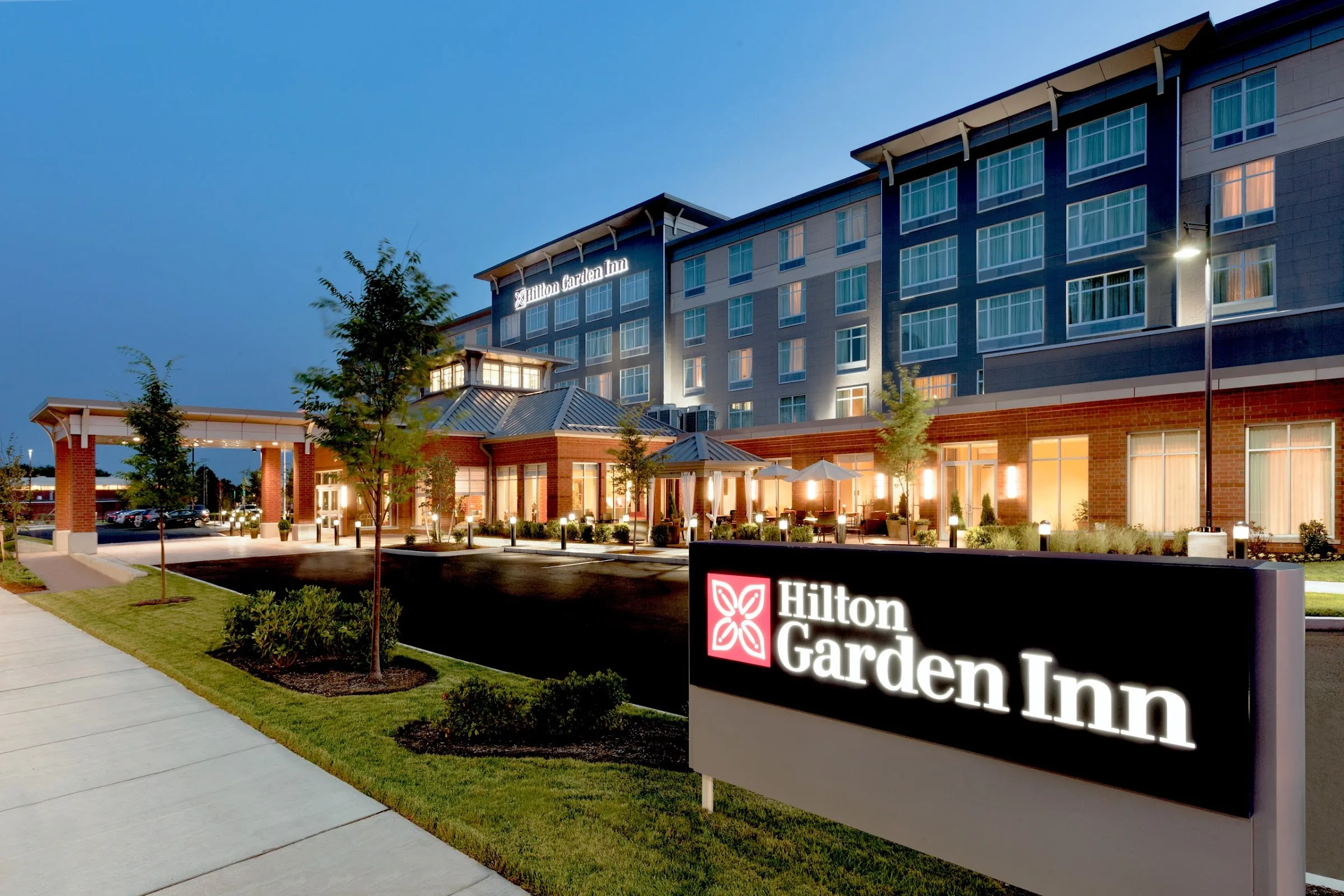 Hilton Garden Inn Boston Logan Airport primary photo