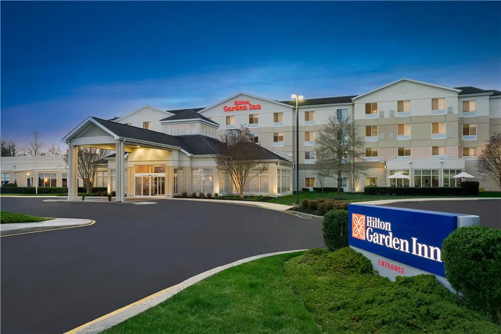 Hilton Garden Inn Dover primary photo