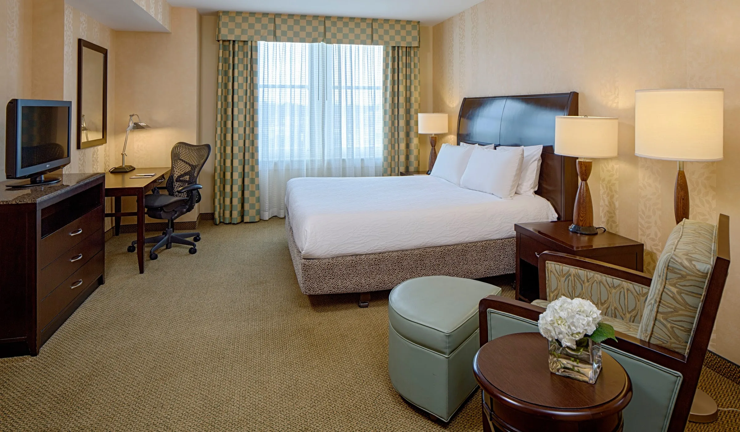 Hilton Garden Inn Jackson Downtown gallery image