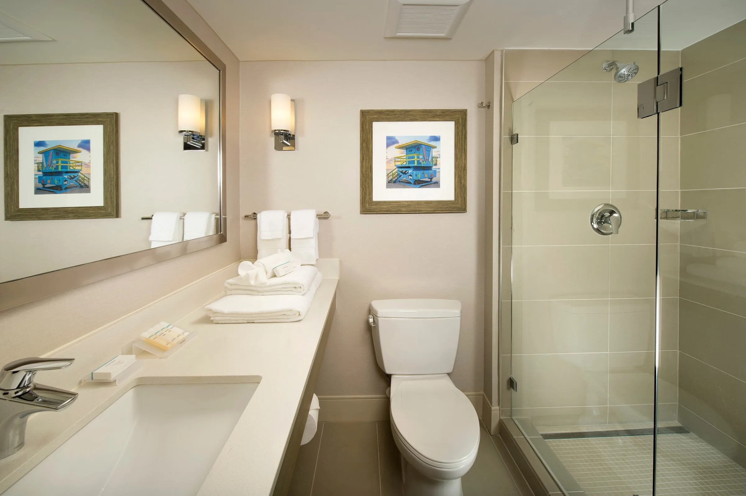 Hilton Garden Inn Miami South Beach gallery image