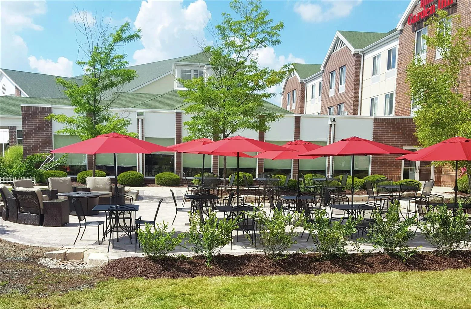 Hilton Garden Inn Milwaukee Northwest Conference Center primary photo