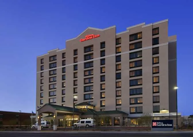 Hilton Garden Inn Phoenix Airport North gallery image