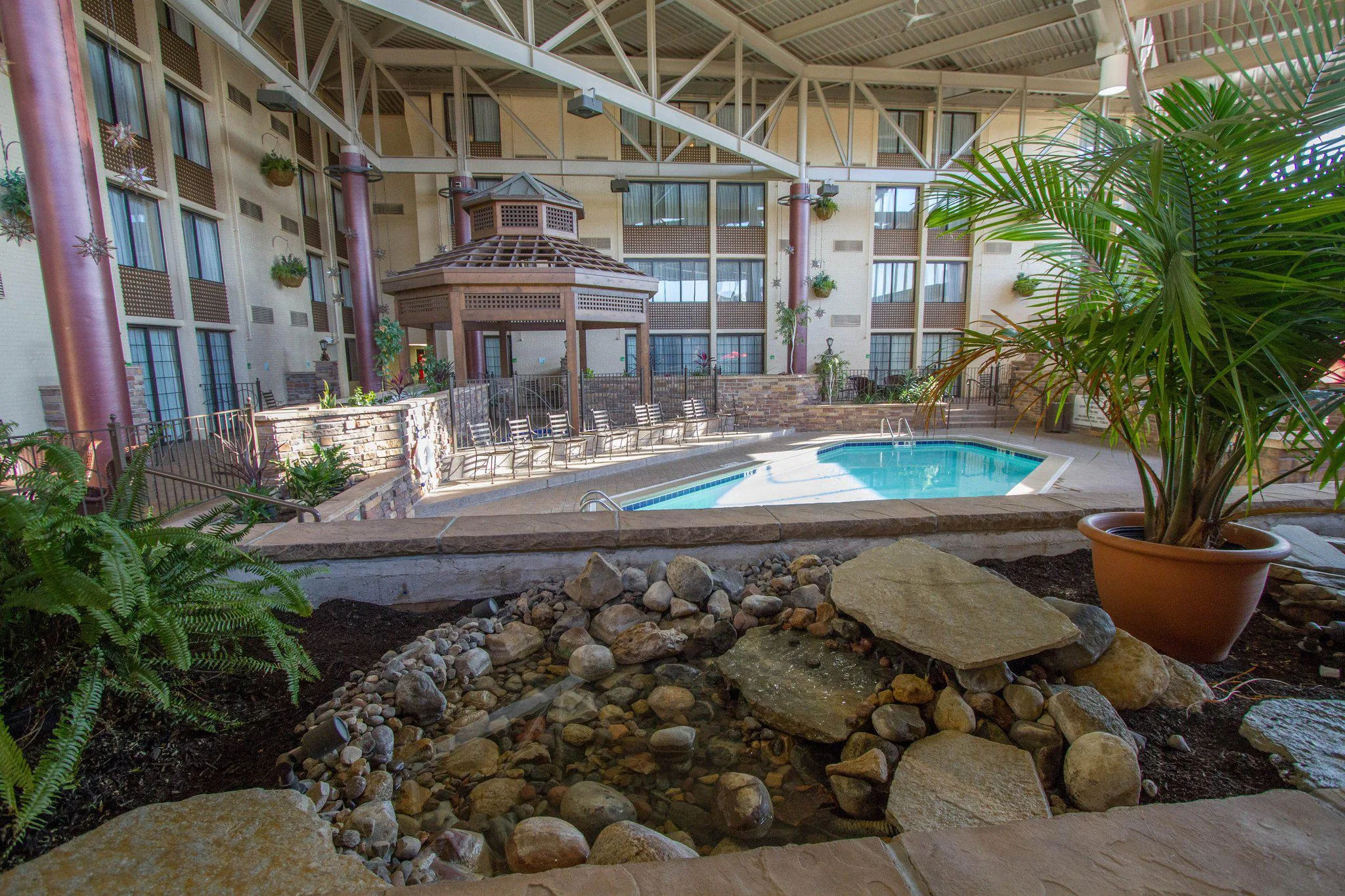 Holiday Inn Blmgtn Arpt South- Mall Area, an IHG Hotel gallery image