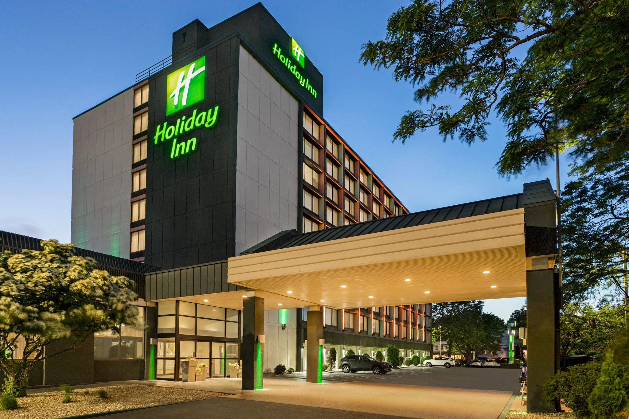 Holiday Inn Boston - Cambridge Area by IHG primary photo