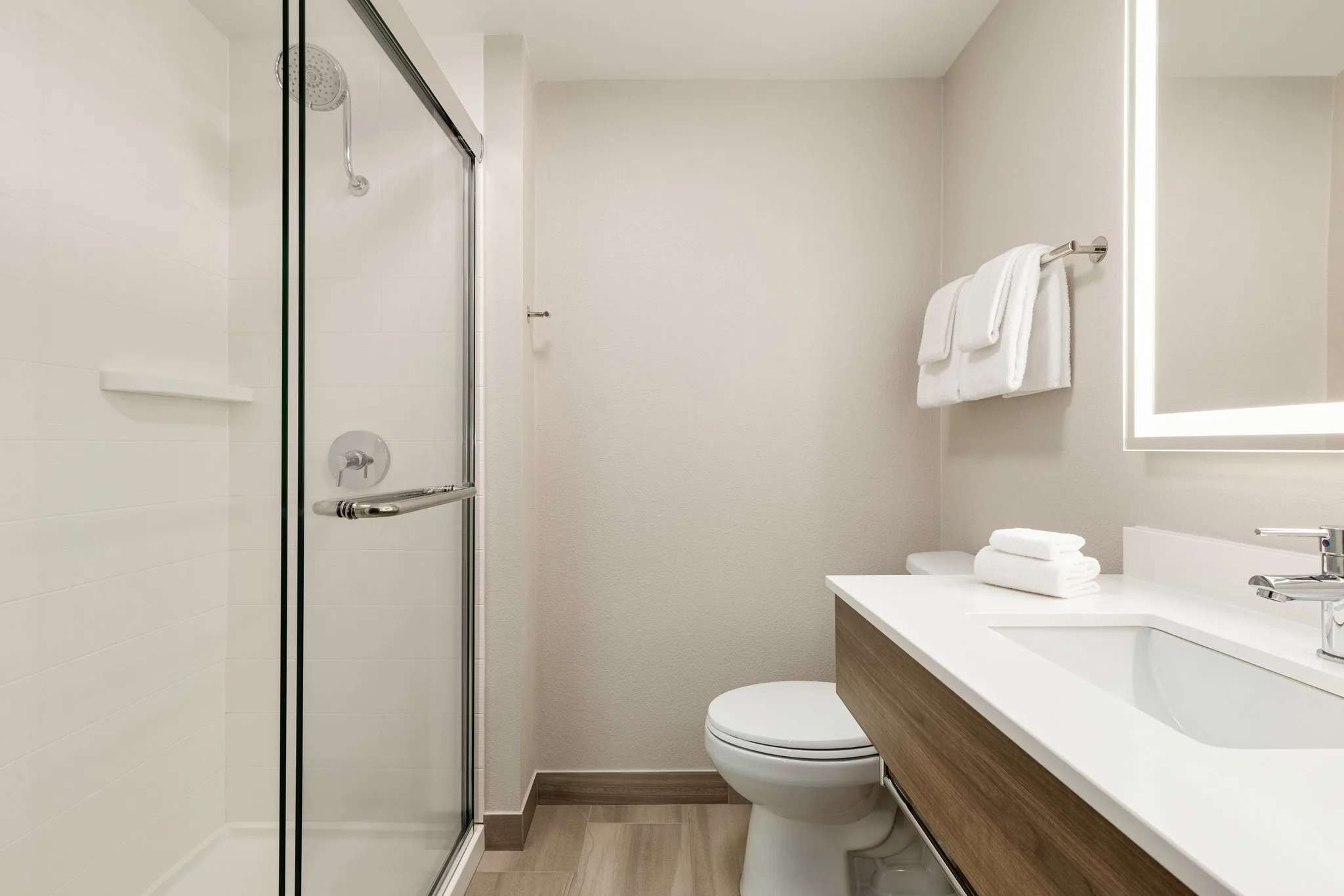 Holiday Inn Express Baltimore at the Stadiums by IHG gallery image