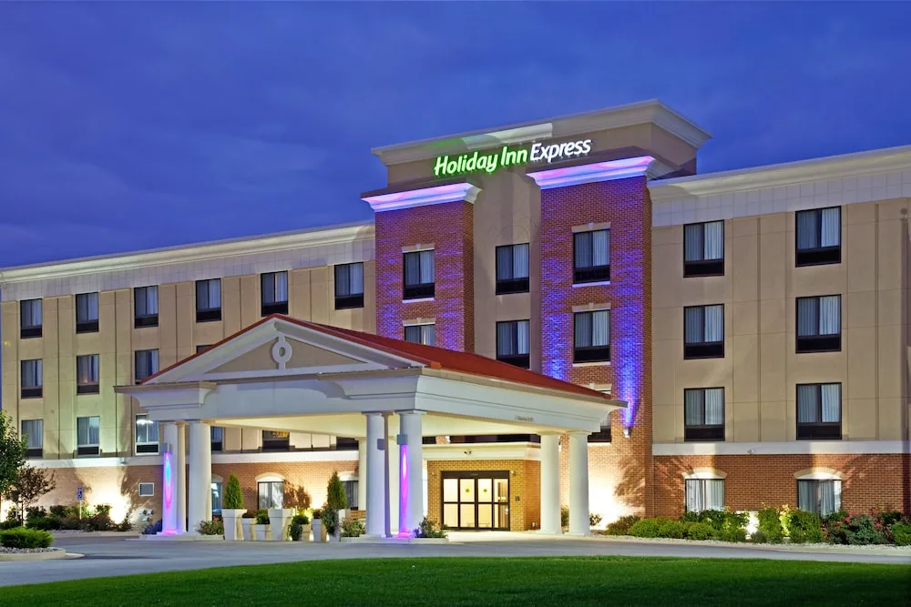 Holiday Inn Express Indianapolis - Southeast, an IHG Hotel gallery image
