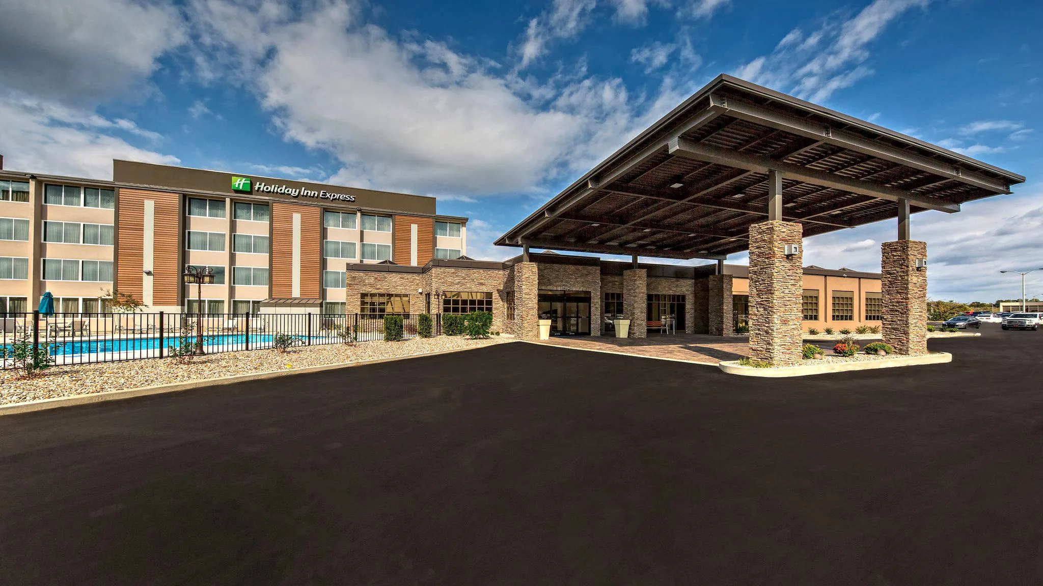 Holiday Inn Express Louisville Airport Expo Center by IHG primary photo