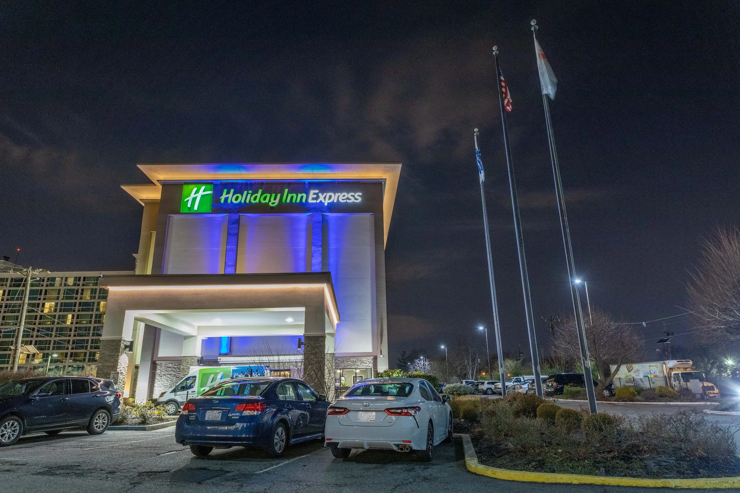 Holiday Inn Express Newark Airport – Elizabeth by IHG primary photo