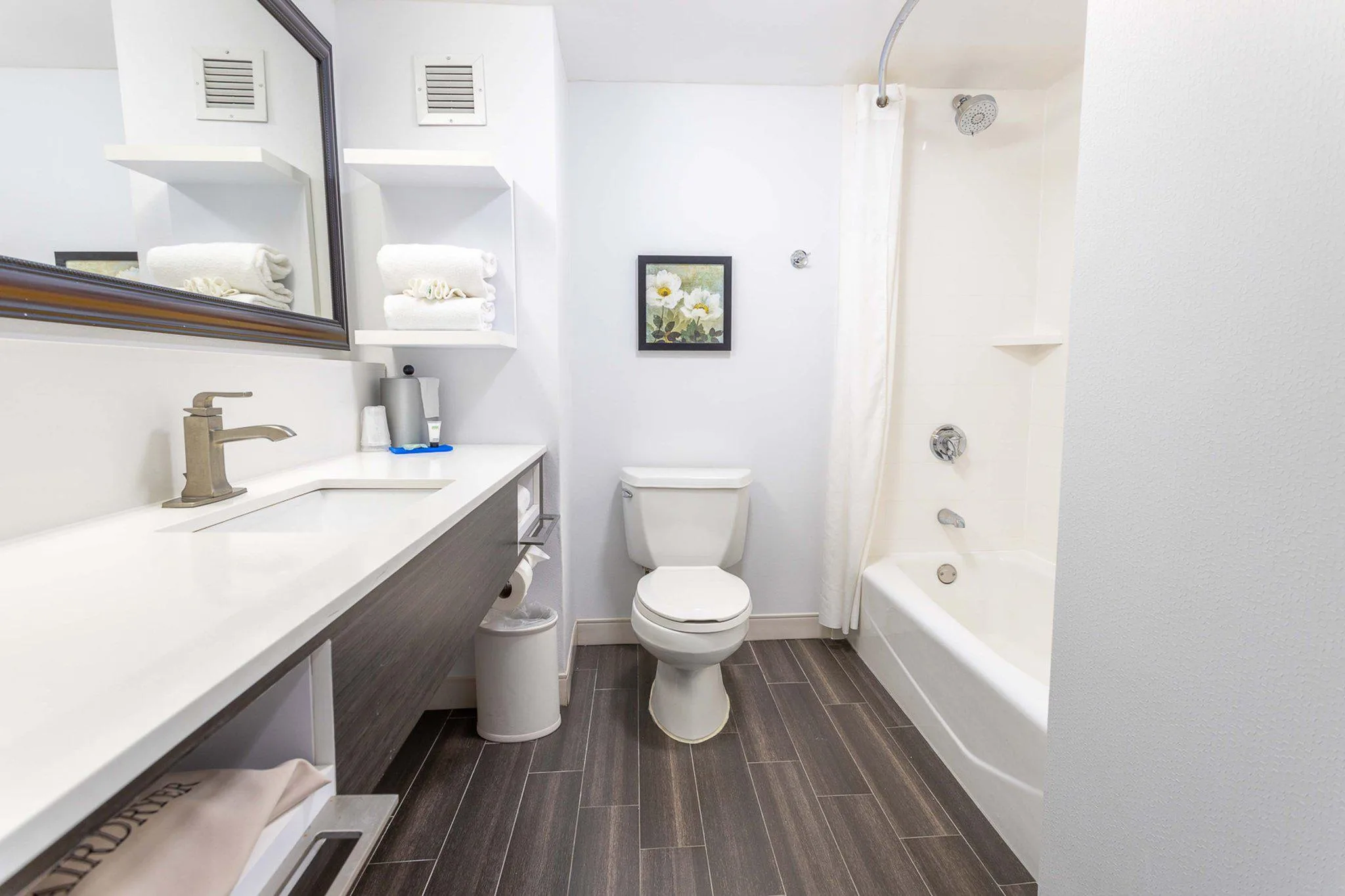 Holiday Inn Express Newark Airport – Elizabeth by IHG gallery image