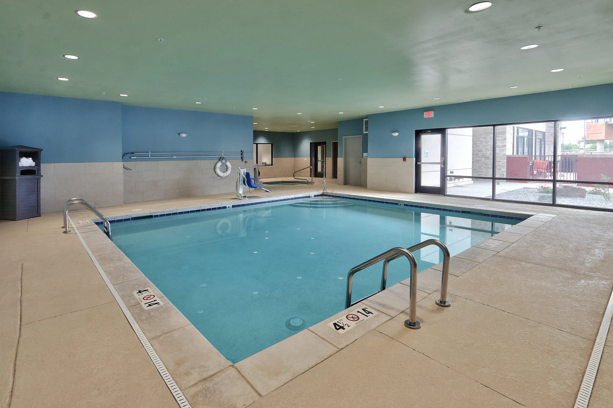 Holiday Inn Express & Suites Albuquerque East by IHG gallery image