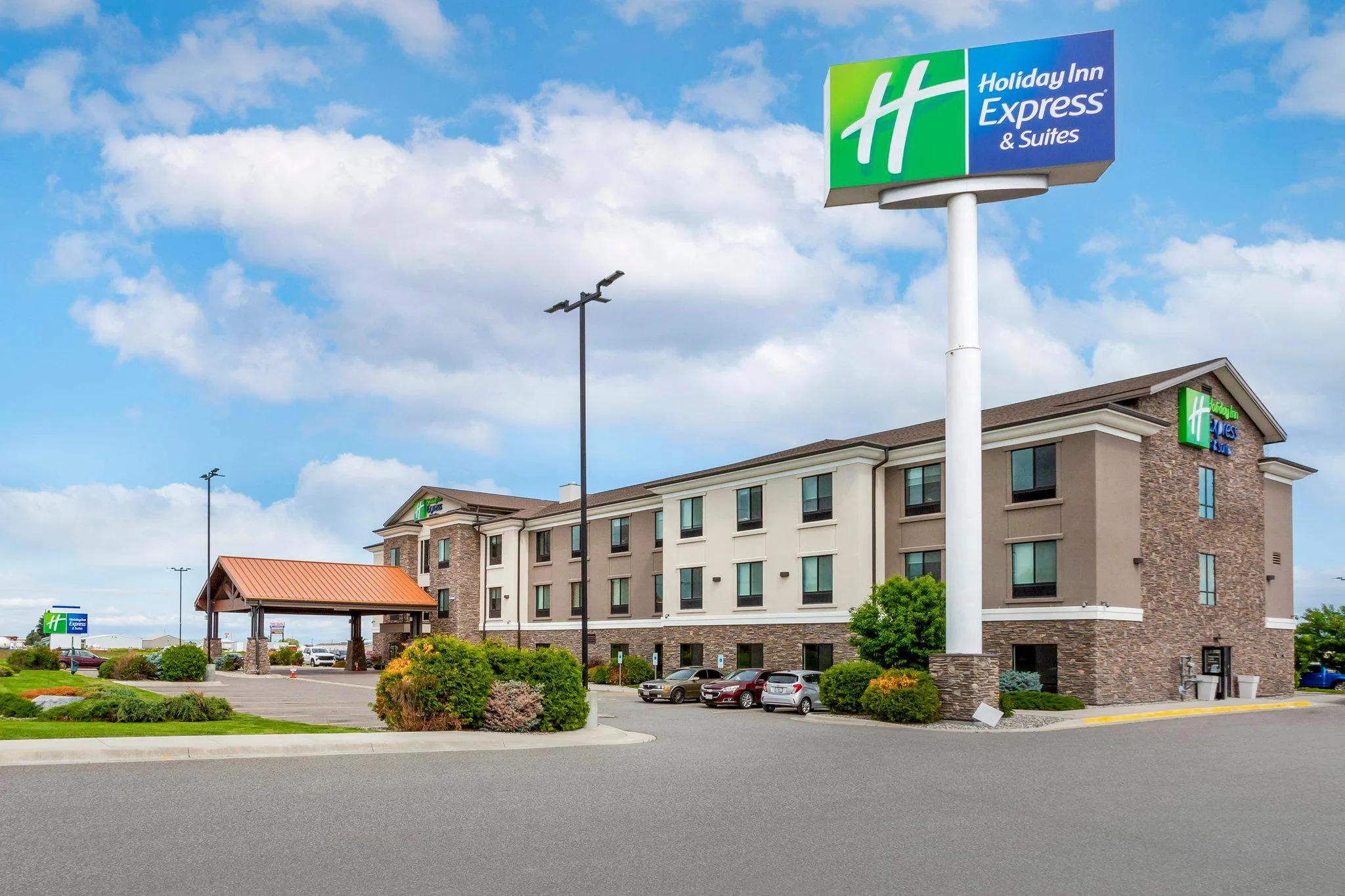 Holiday Inn Express & Suites Belgrade by IHG primary photo