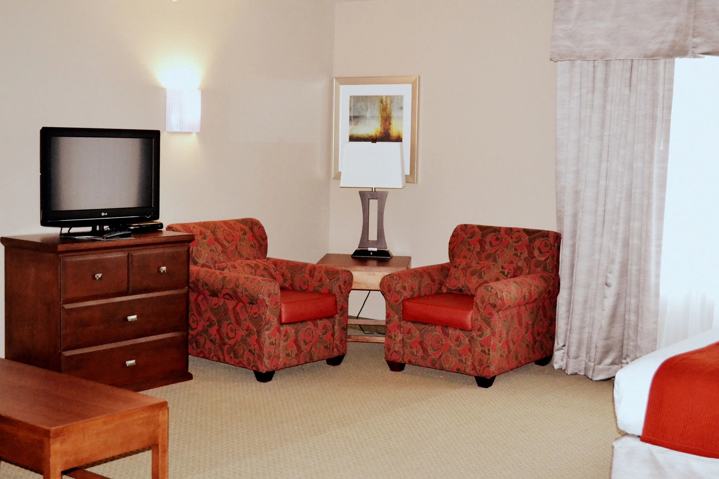 Holiday Inn Express & Suites Bozeman West by IHG gallery image