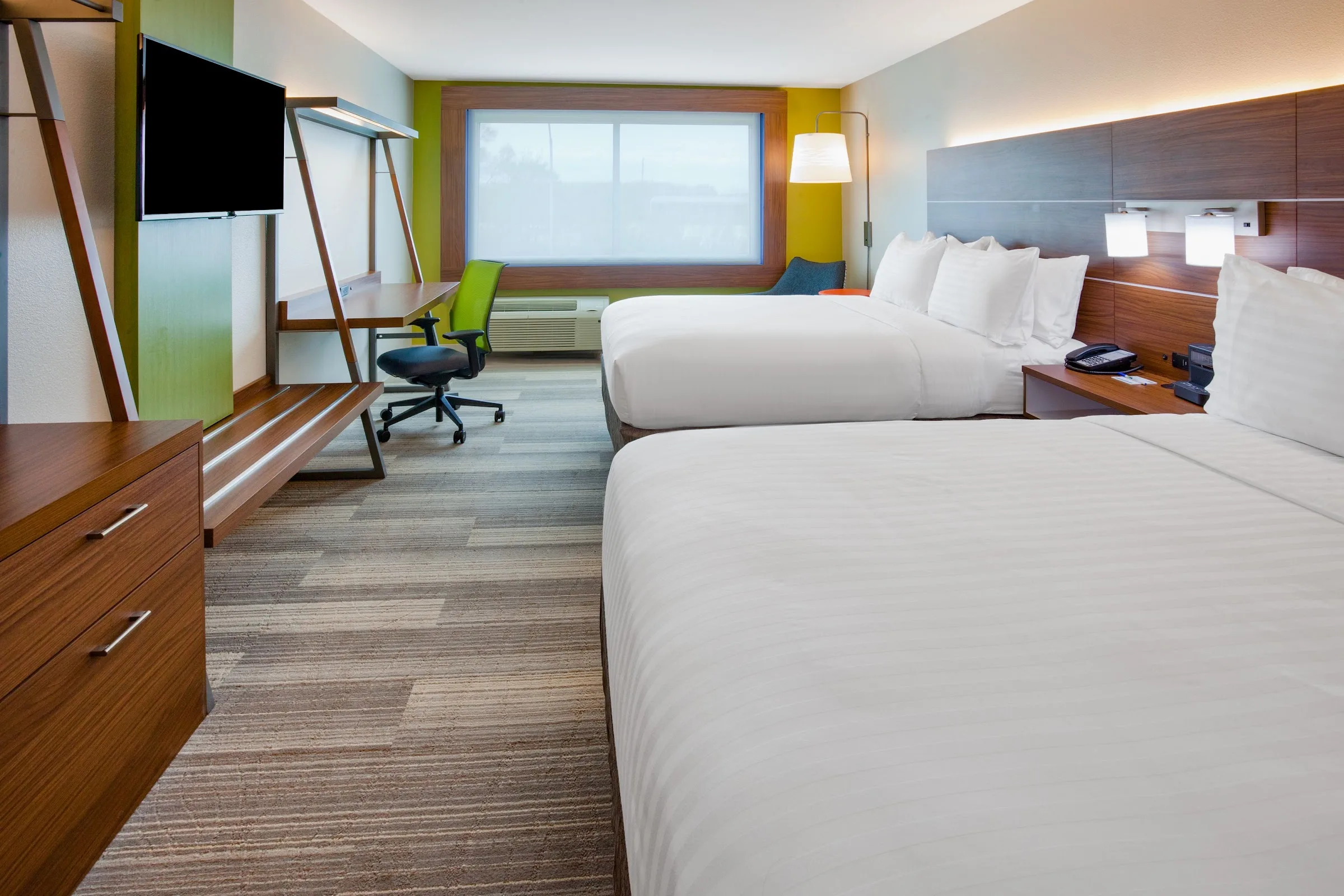 Holiday Inn Express & Suites Des Moines Downtown by IHG gallery image