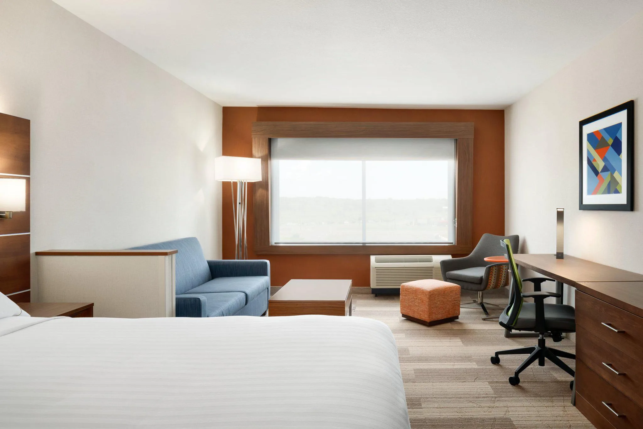 Holiday Inn Express & Suites Duluth North - Miller Hill by IHG gallery image