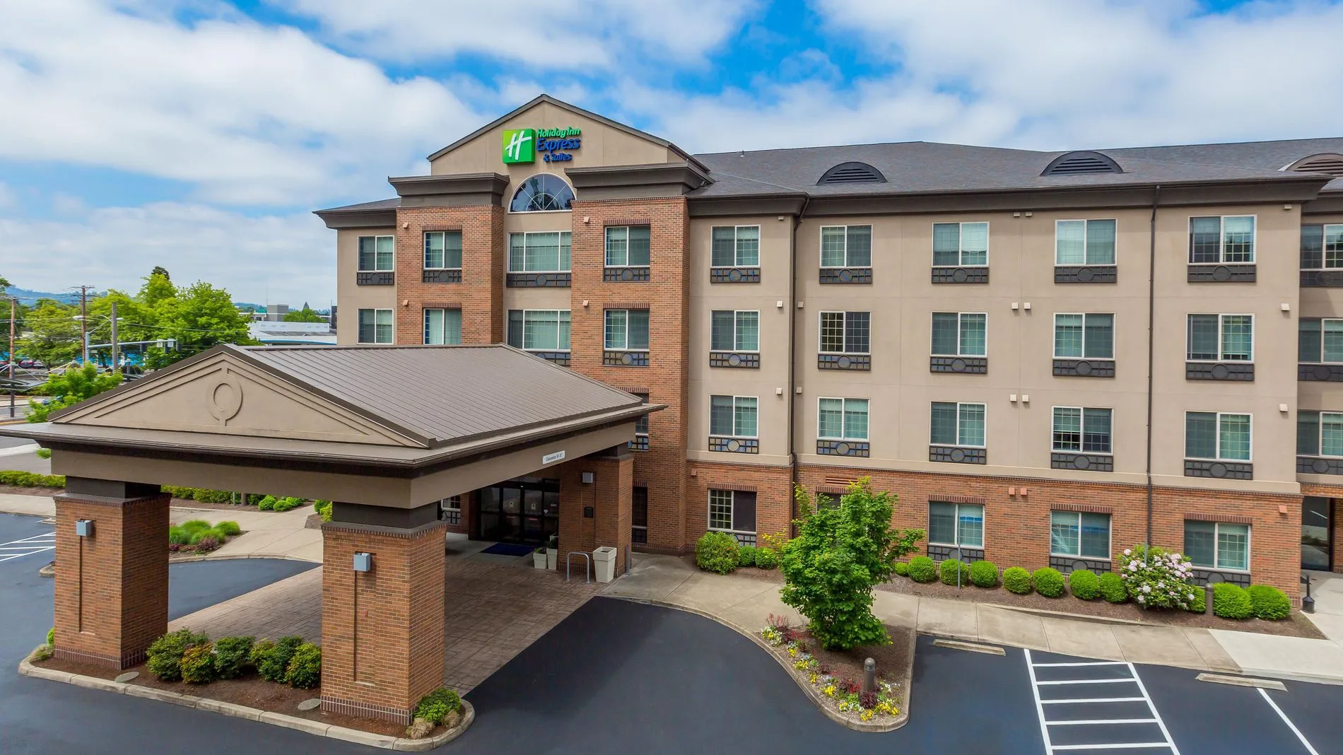 Holiday Inn Express & Suites Eugene Downtown - University by IHG primary photo