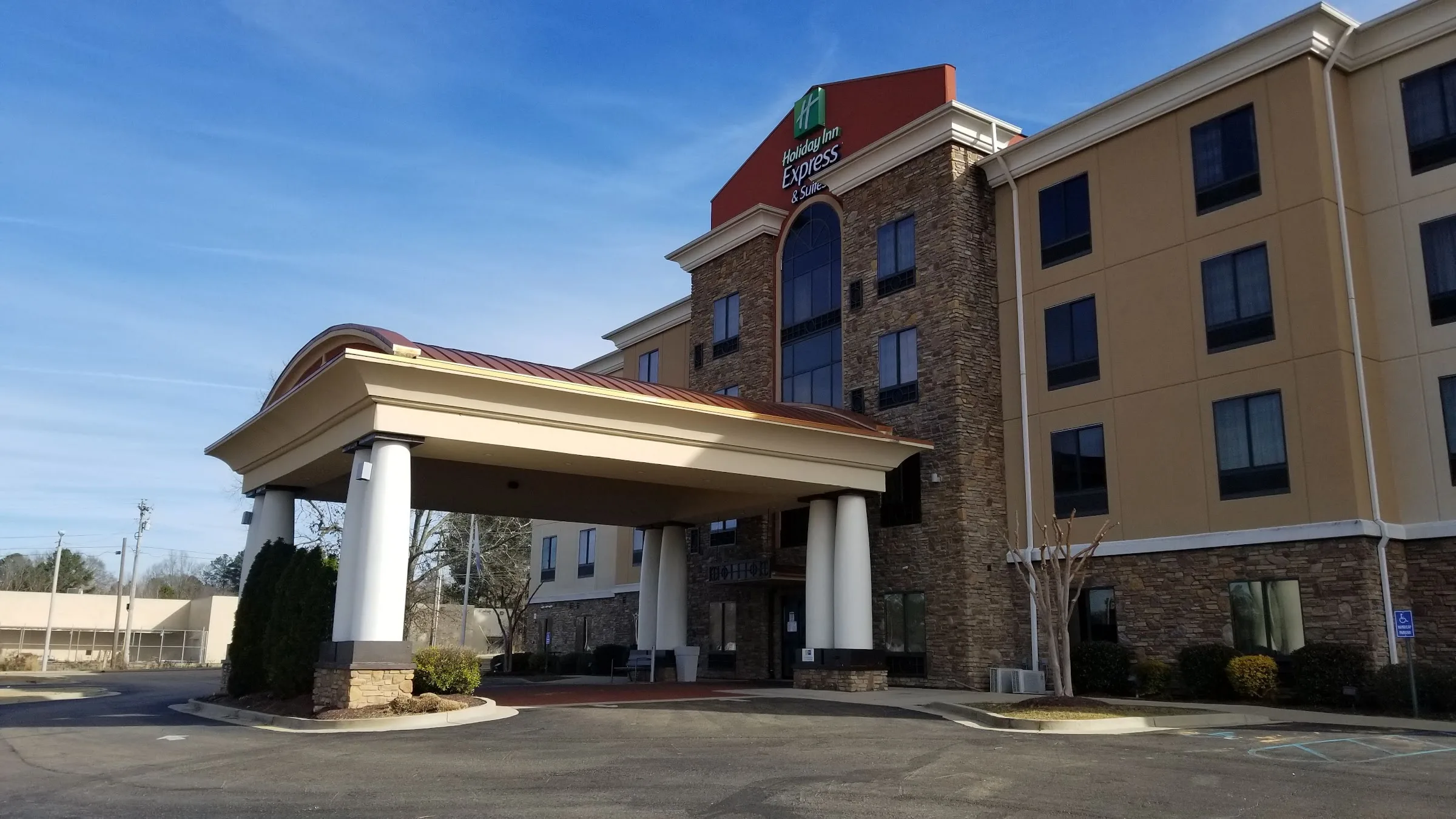 Holiday Inn Express & Suites Fulton, an IHG Hotel primary photo