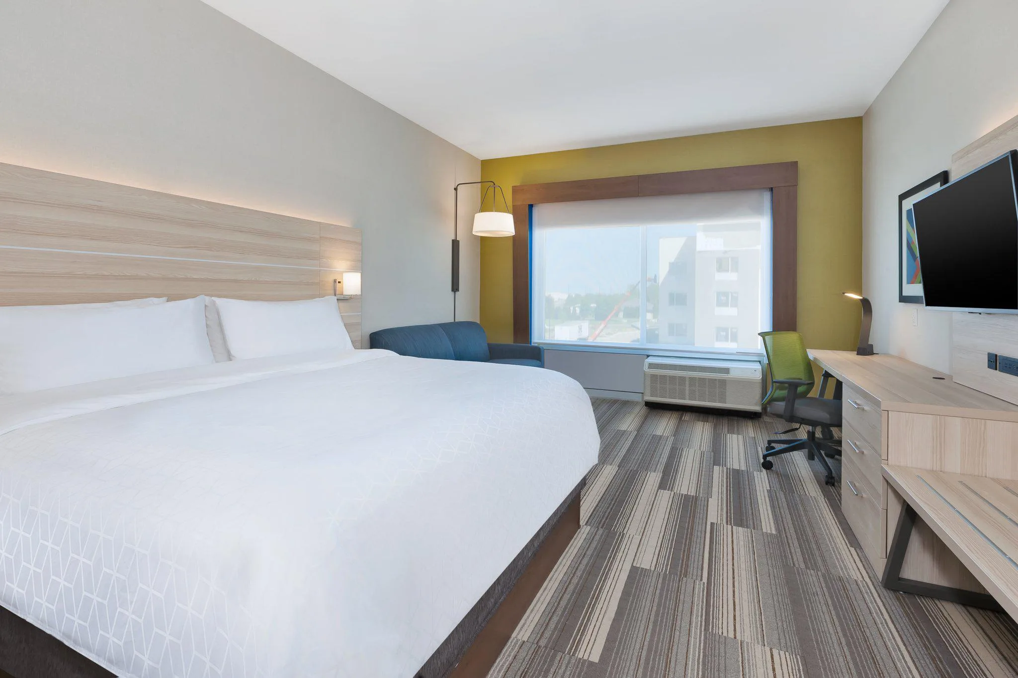 Holiday Inn Express & Suites Grand Rapids Airport - South by IHG gallery image