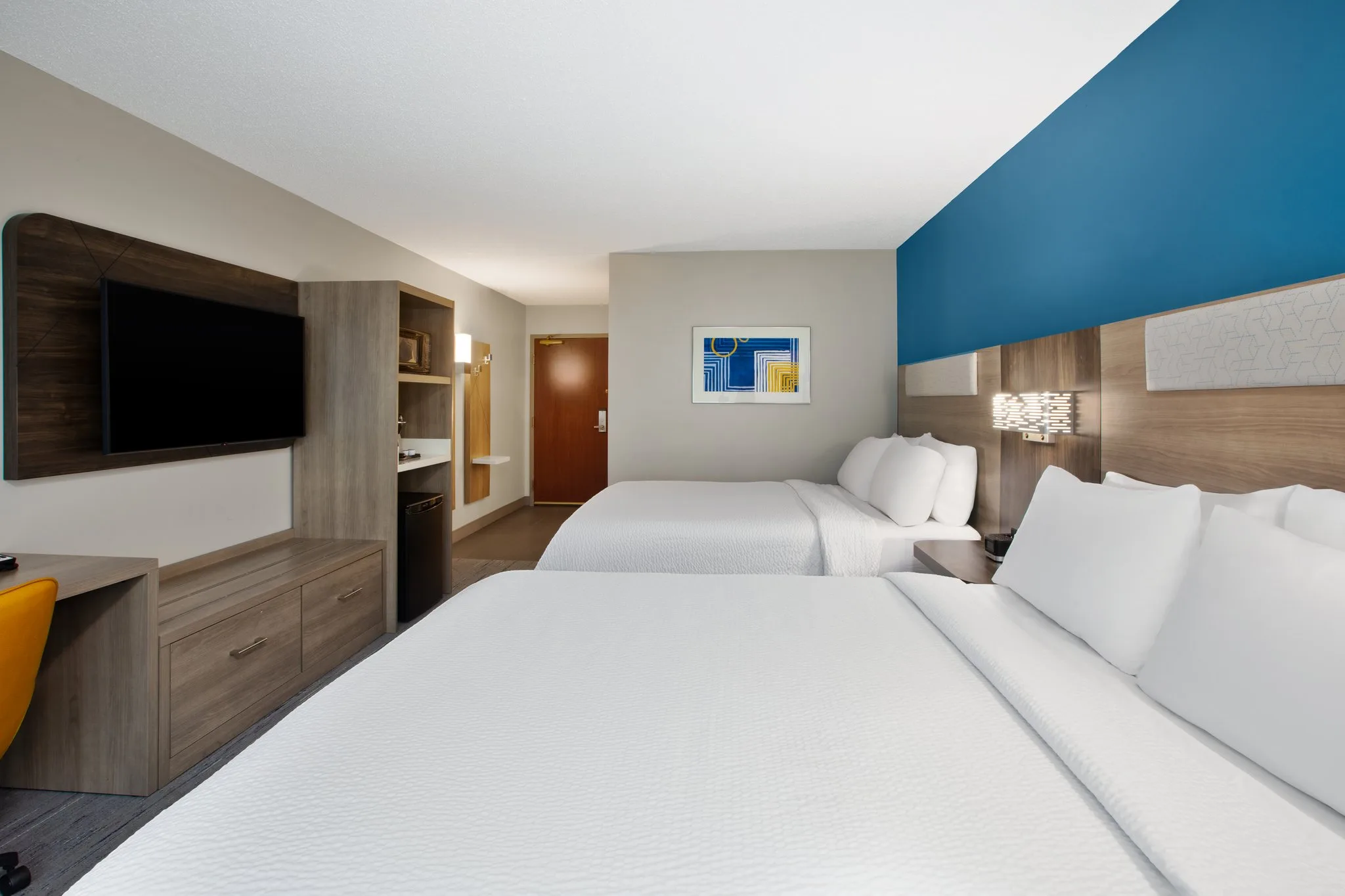 Holiday Inn Express & Suites Grand Rapids-North by IHG gallery image