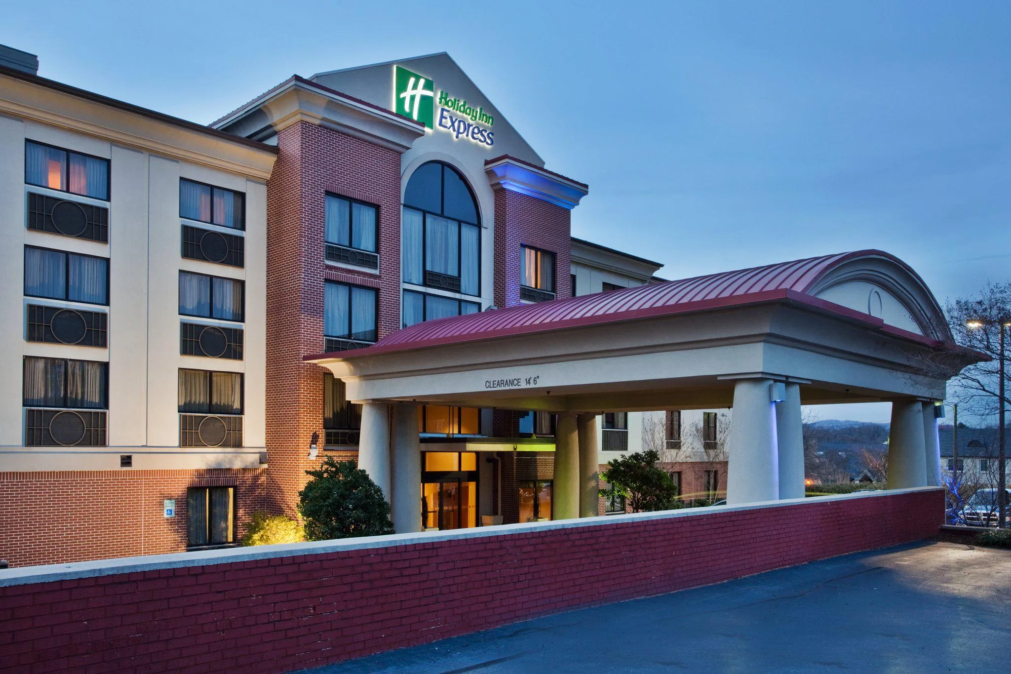 Holiday Inn Express & Suites Greenville-Downtown by IHG primary photo