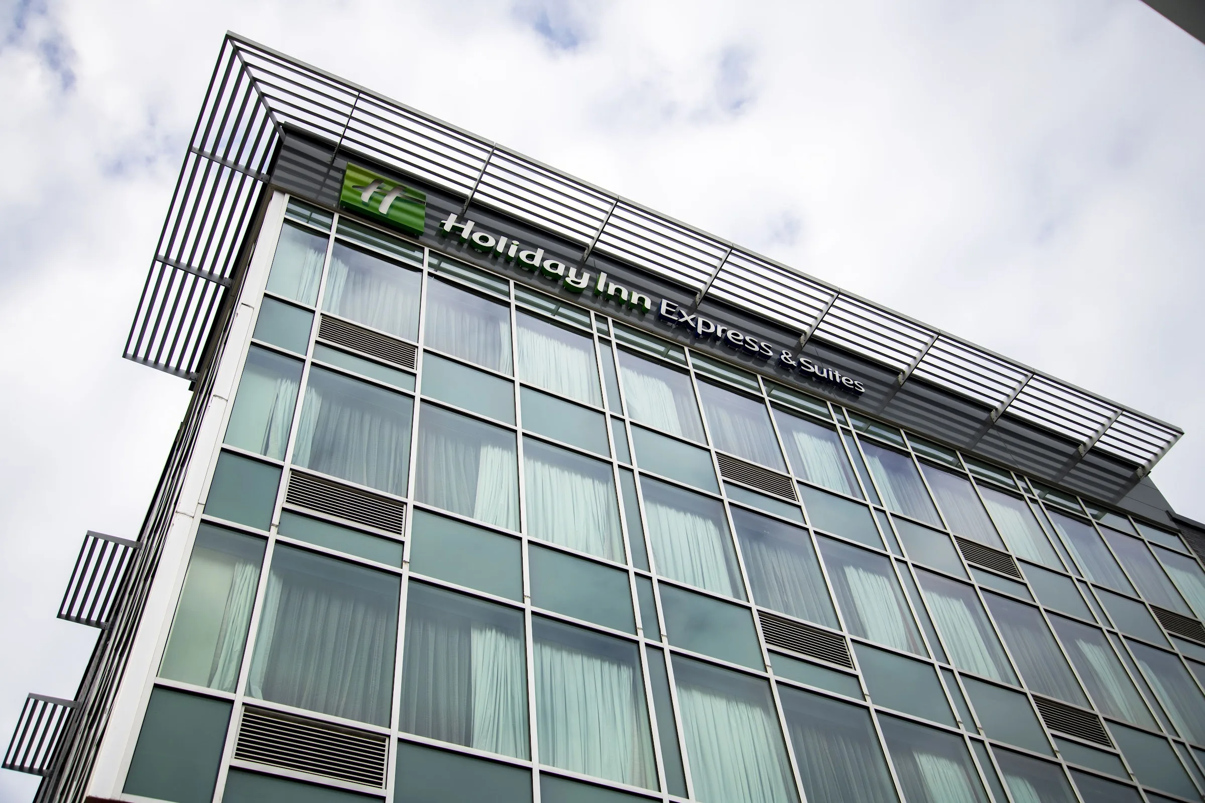 Holiday Inn Express & Suites Jersey City - Holland Tunnel by IHG primary photo