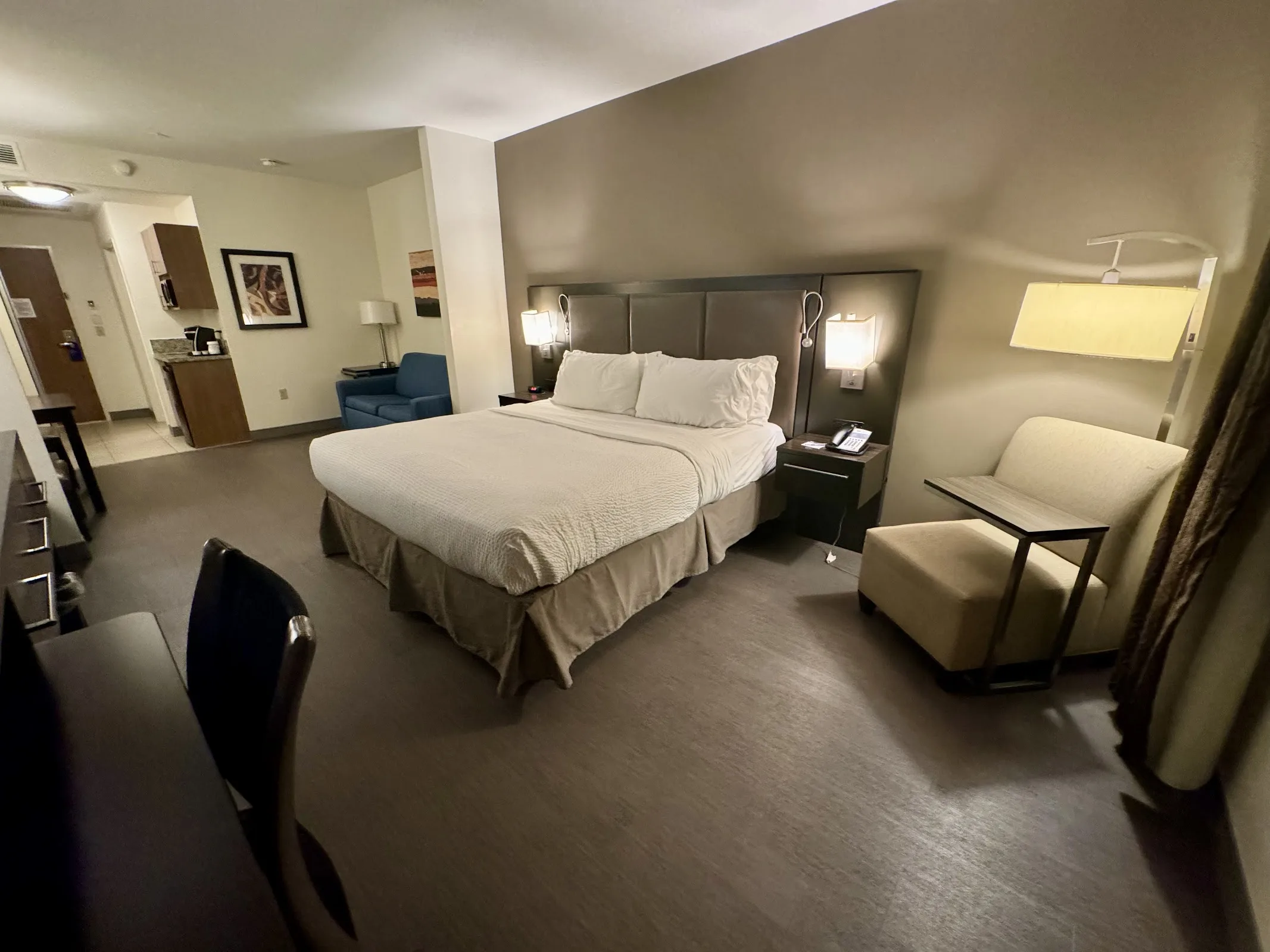 Holiday Inn Express & Suites Kailua-Kona by IHG gallery image