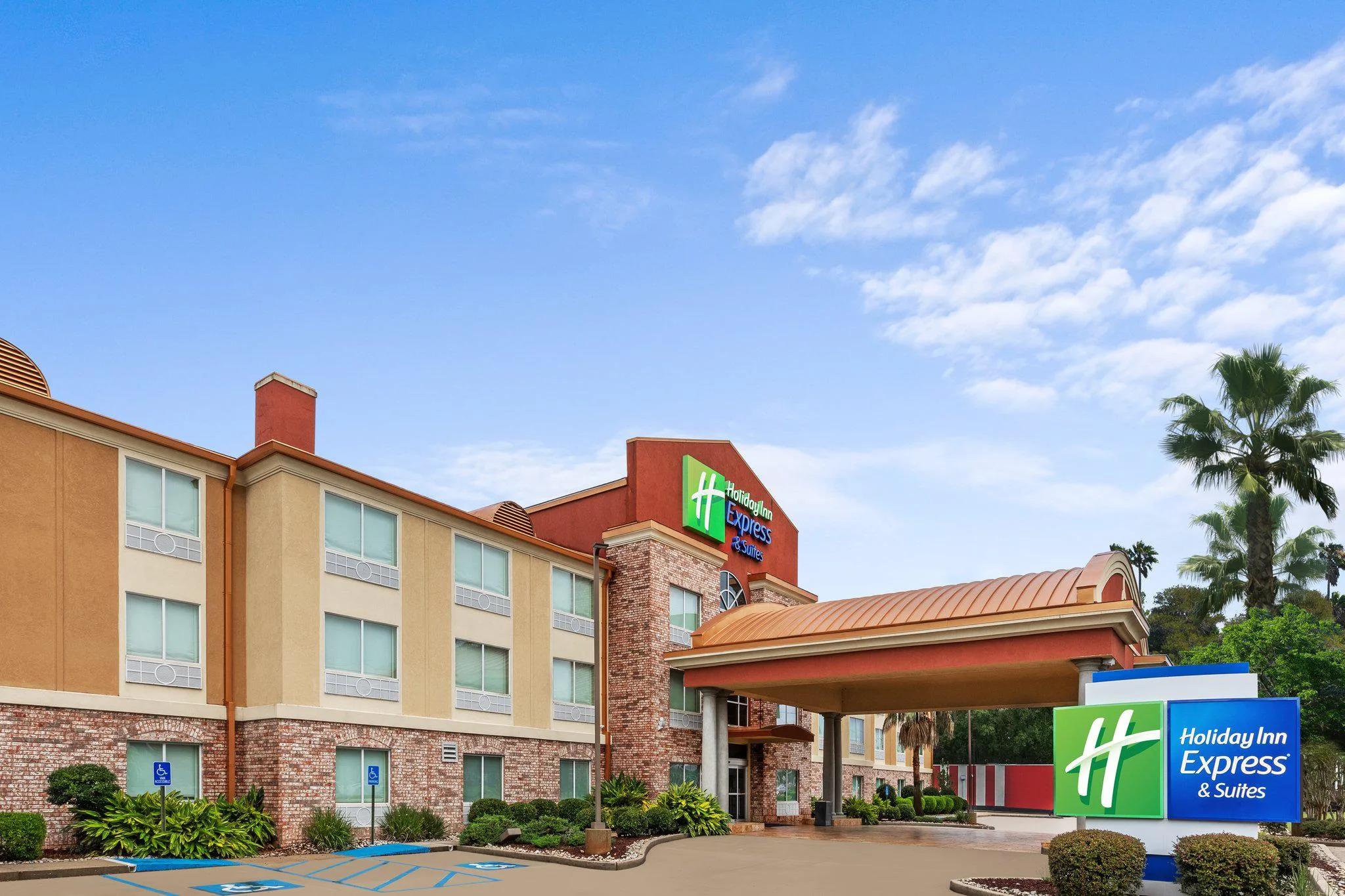 Holiday Inn Express & Suites Lafayette-South by IHG primary photo