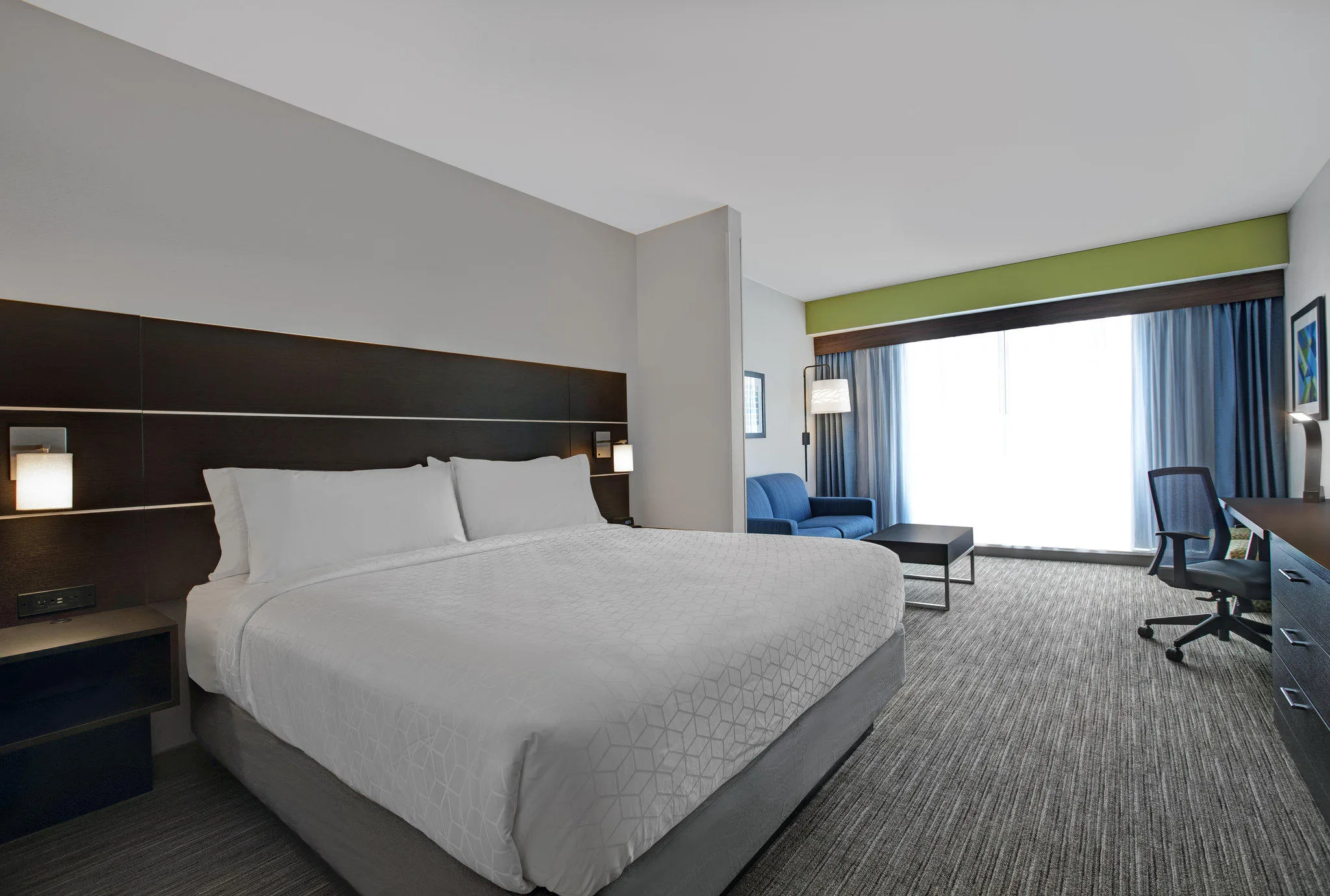 Holiday Inn Express & Suites Milwaukee - Brookfield by IHG gallery image
