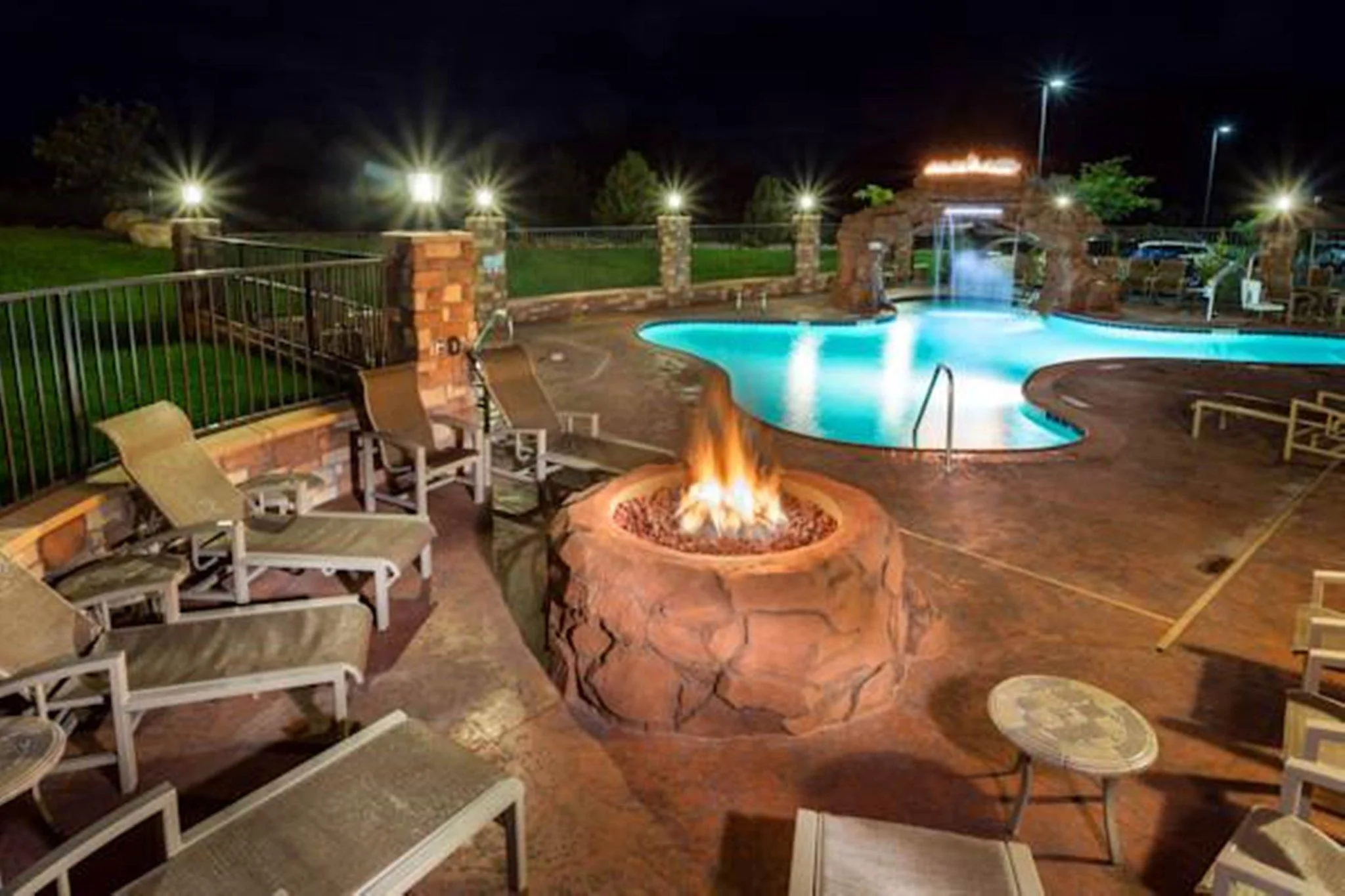 Holiday Inn Express & Suites Moab by IHG primary photo