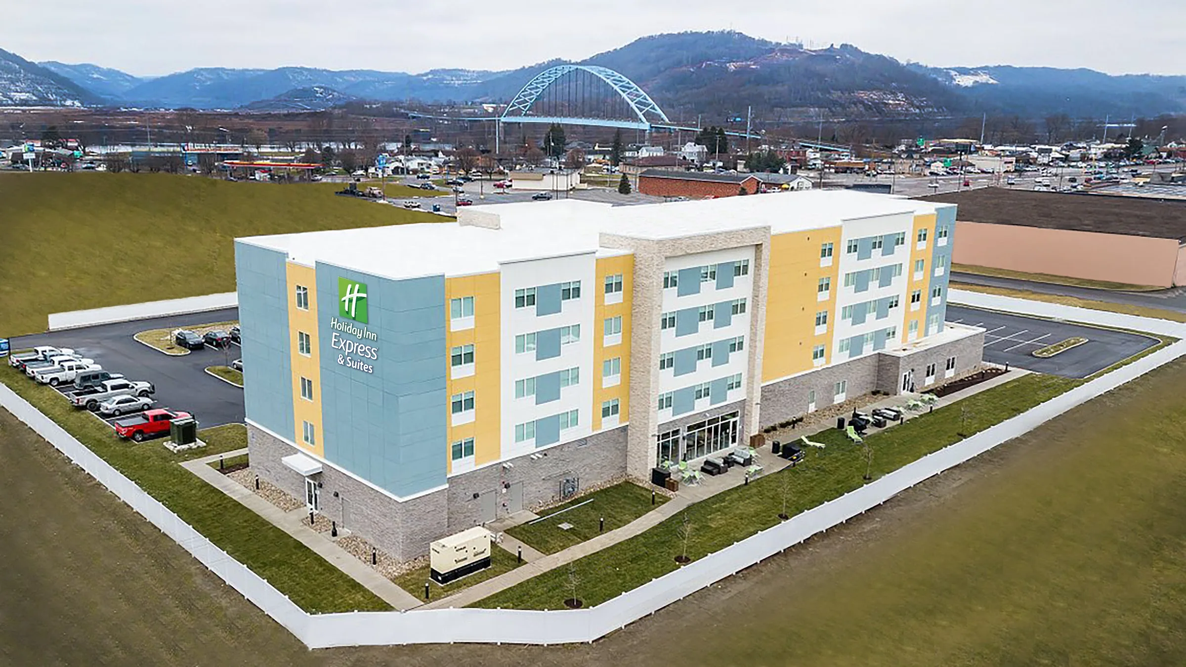Holiday Inn Express & Suites Moundsville, an IHG Hotel primary photo