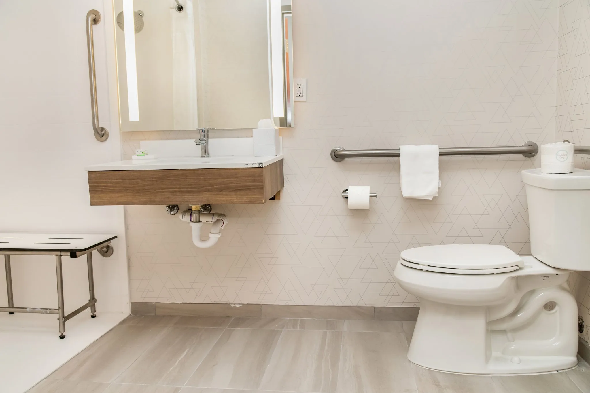 Holiday Inn Express & Suites Pittsburgh-South Side by IHG gallery image