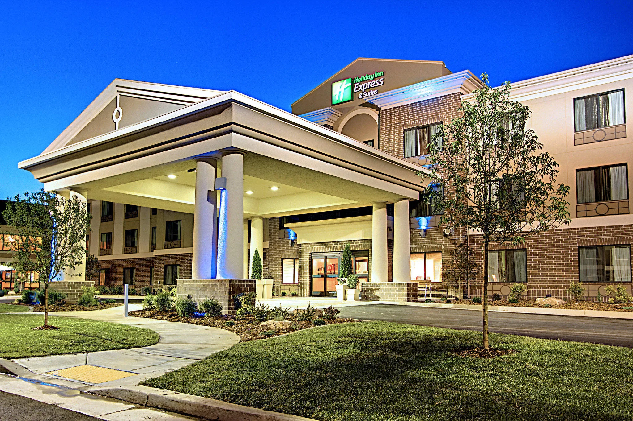 Holiday Inn Express & Suites Salt Lake City West Valley by IHG primary photo
