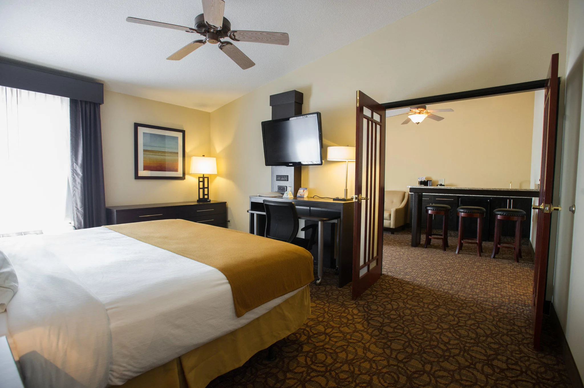 Holiday Inn Express & Suites Topeka West I-70 Wanamaker by IHG gallery image