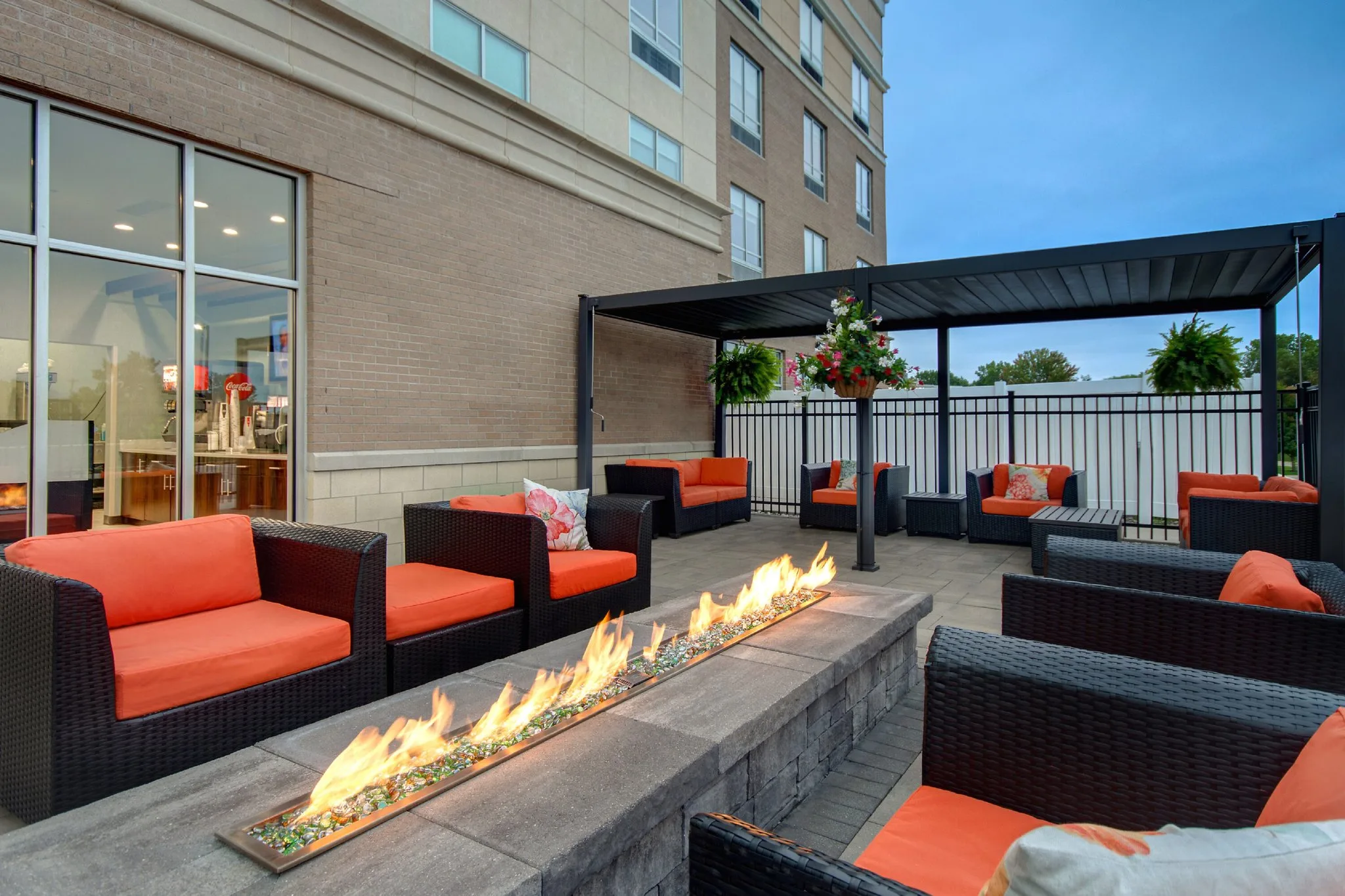 Holiday Inn Grand Rapids North - Walker by IHG gallery image