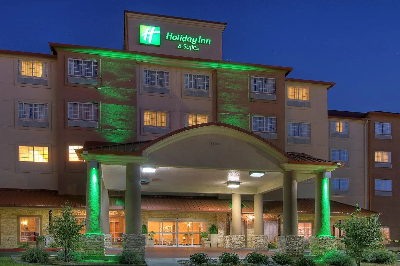Holiday Inn & Suites Albuquerque Airport by IHG