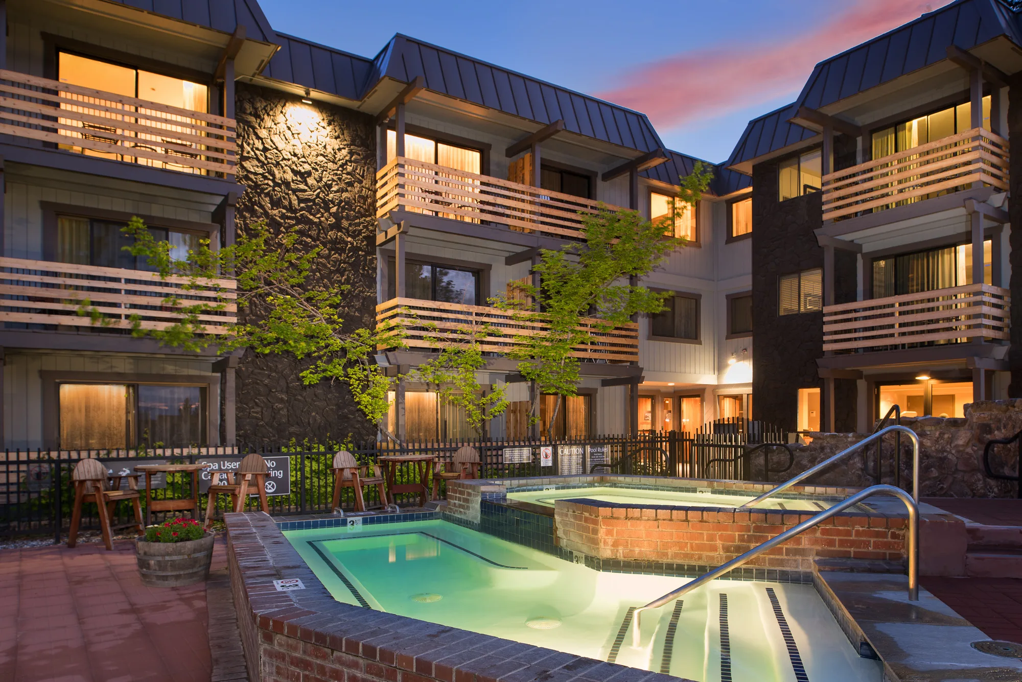 Hotel Azure Tahoe primary photo