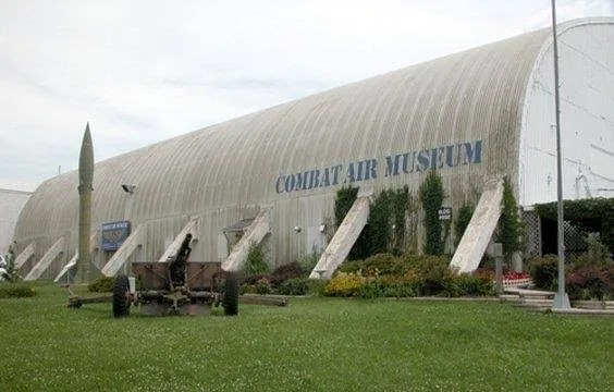 Hotel Topeka At City Center gallery image