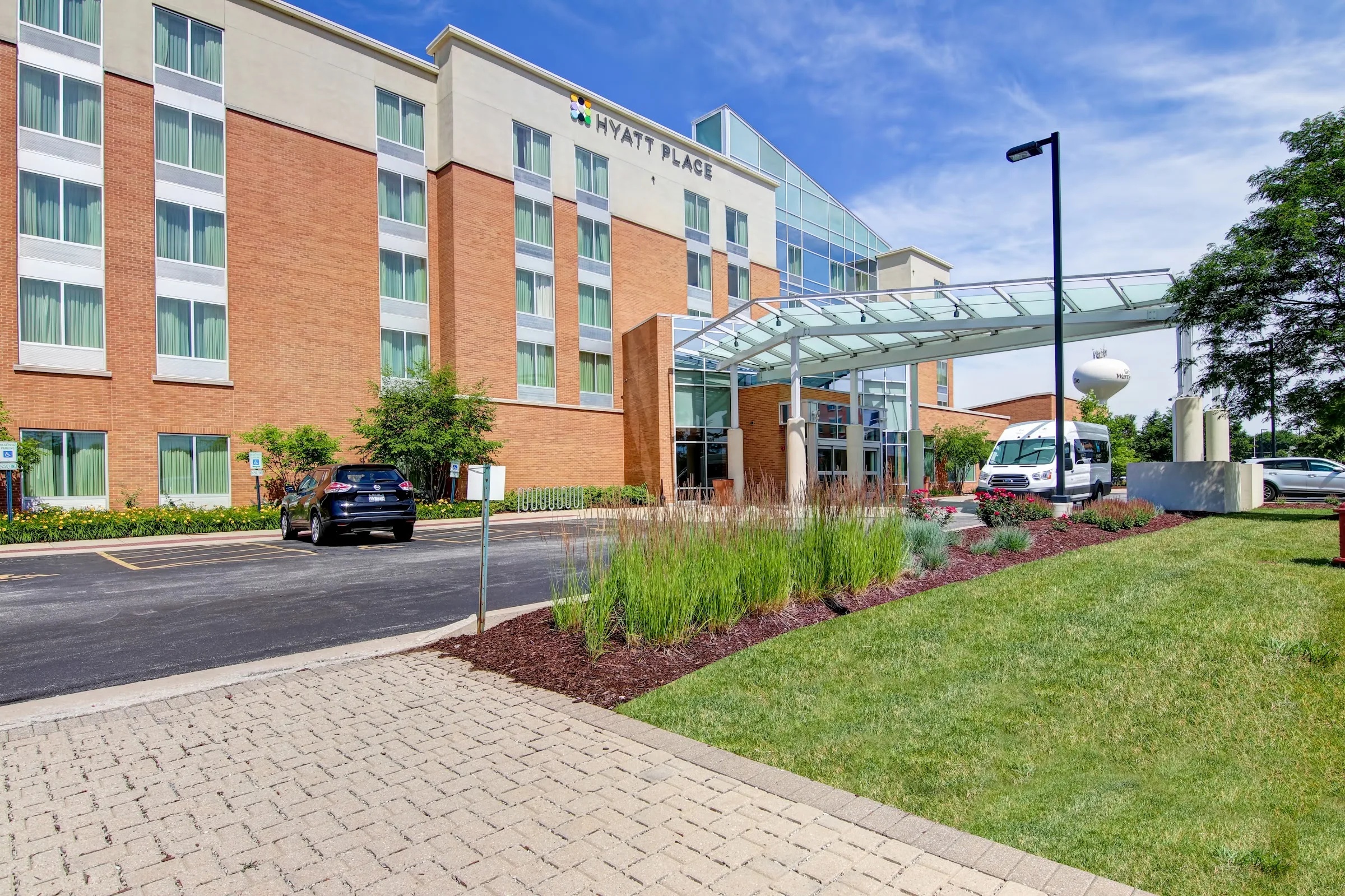 Hyatt Place Chicago/Naperville/Warrenville primary photo