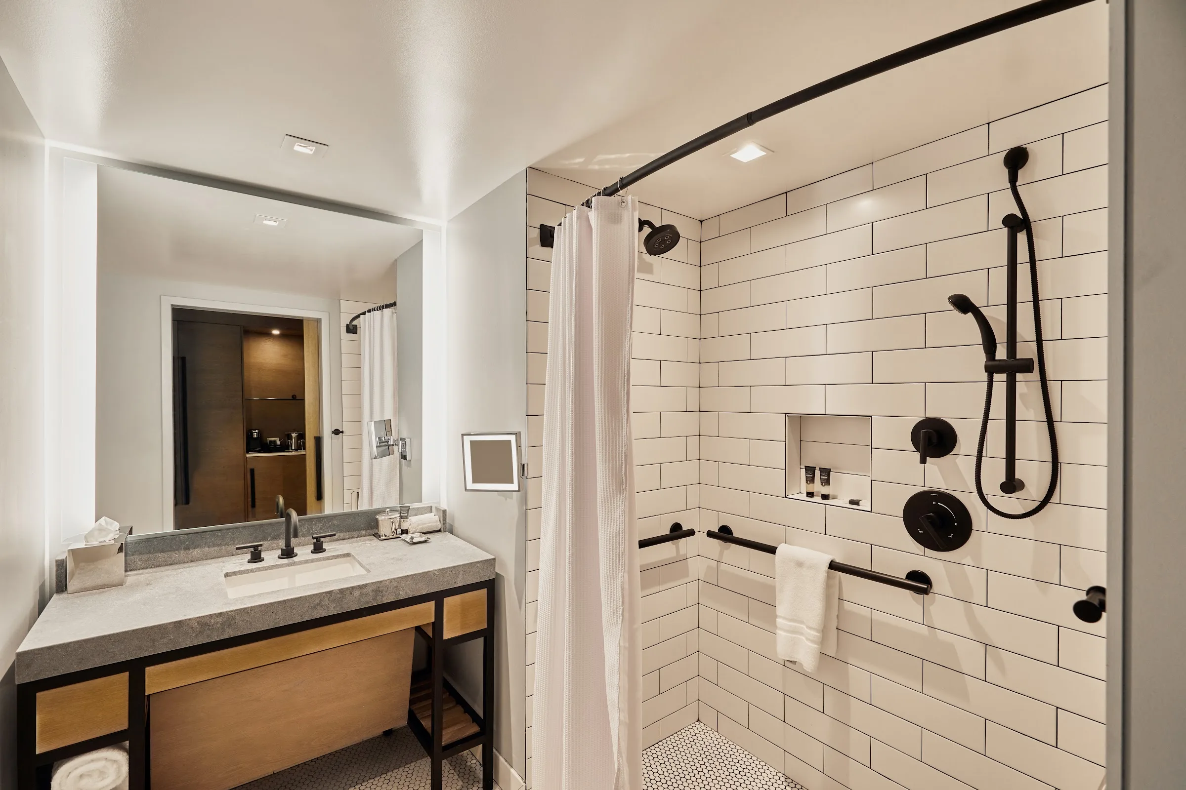 Live! by Loews - St. Louis, Missouri gallery image